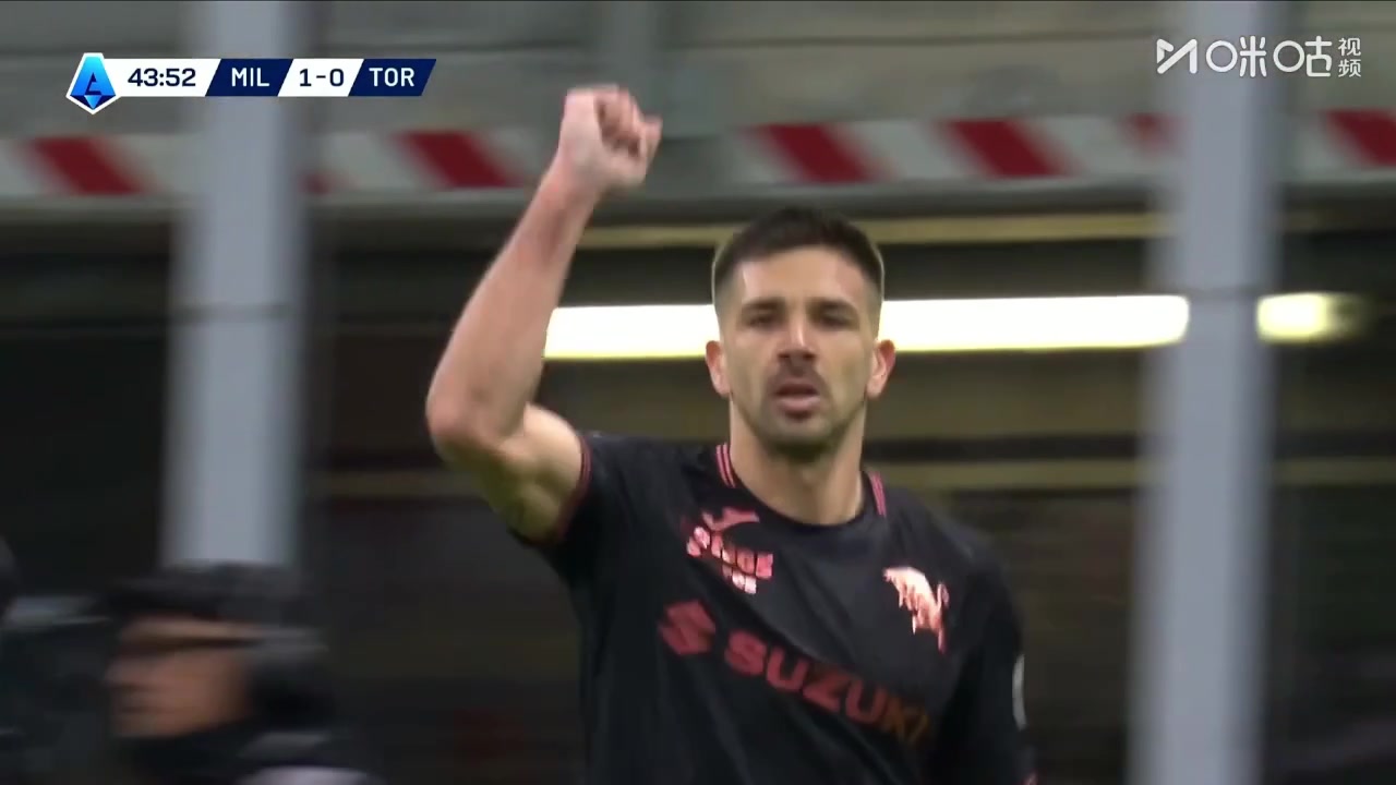 米兰1-1遭都灵扳平！迈尼昂扑救击中立柱，小西蒙尼门前补射破门