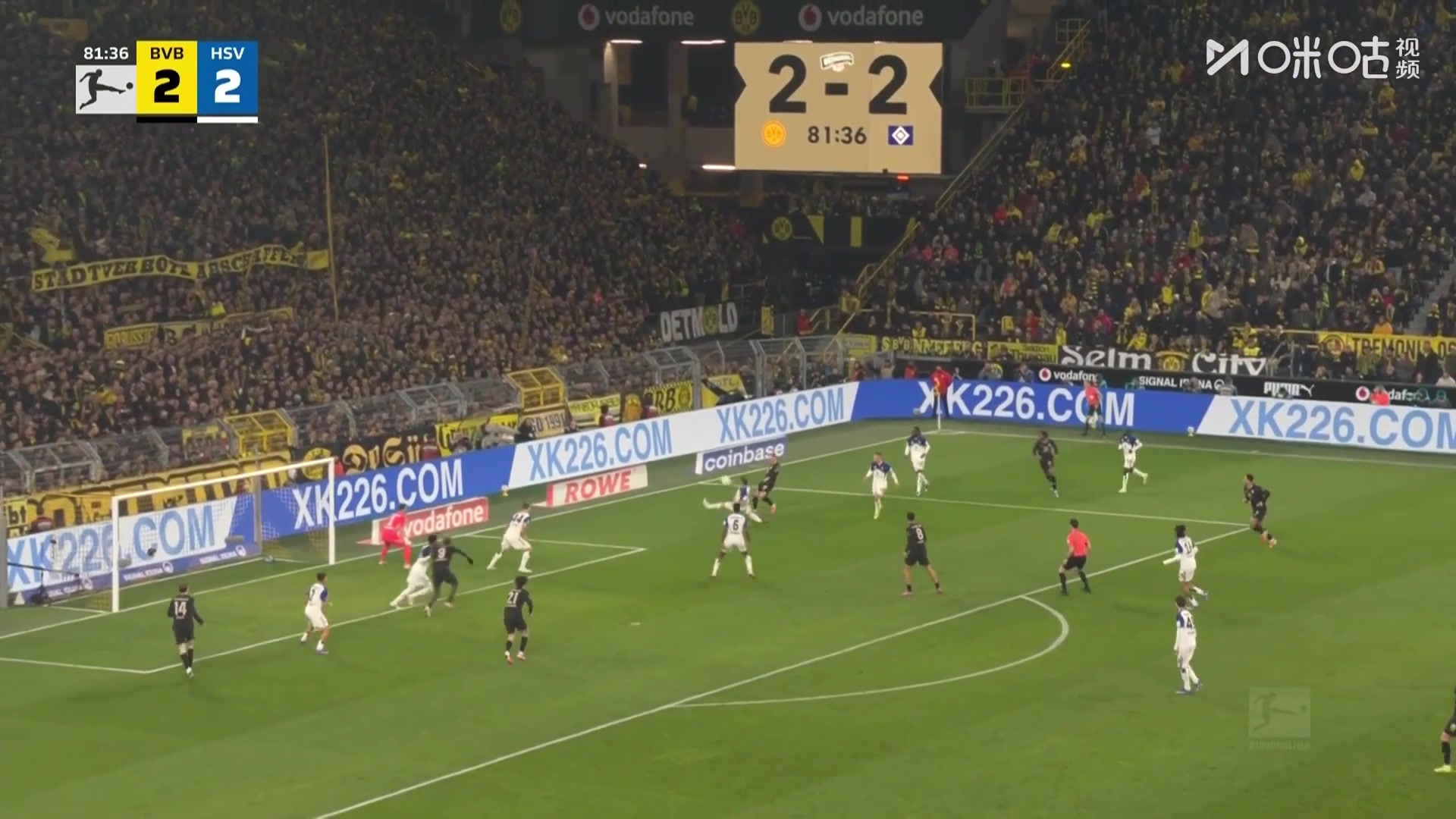 多特让二追三！小贝林厄姆造点球，本塞拜尼主罚再次骗过门将罚进