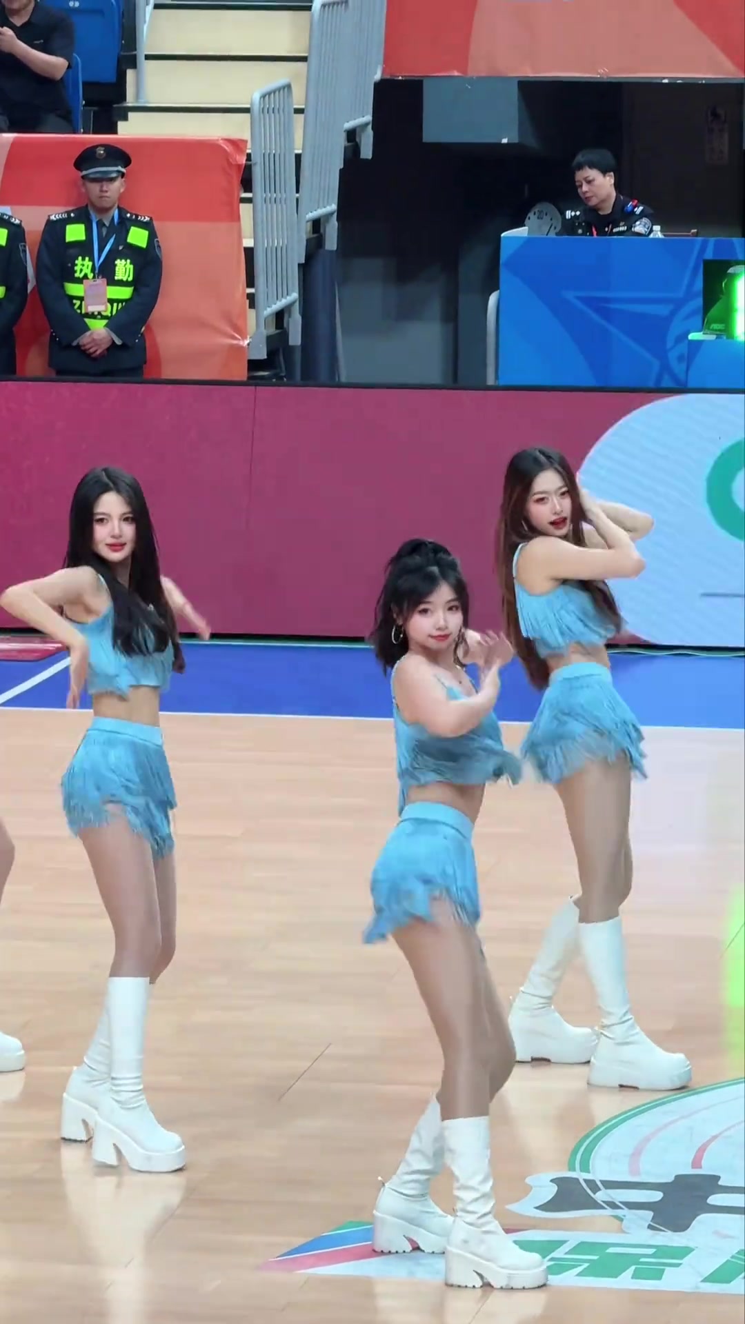 【视频】啦啦队功不可没啊！