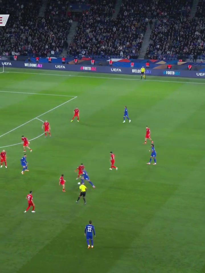 【最新焦点视频】中路爆破才是最❕爱？名场面：姆巴佩国家队的个