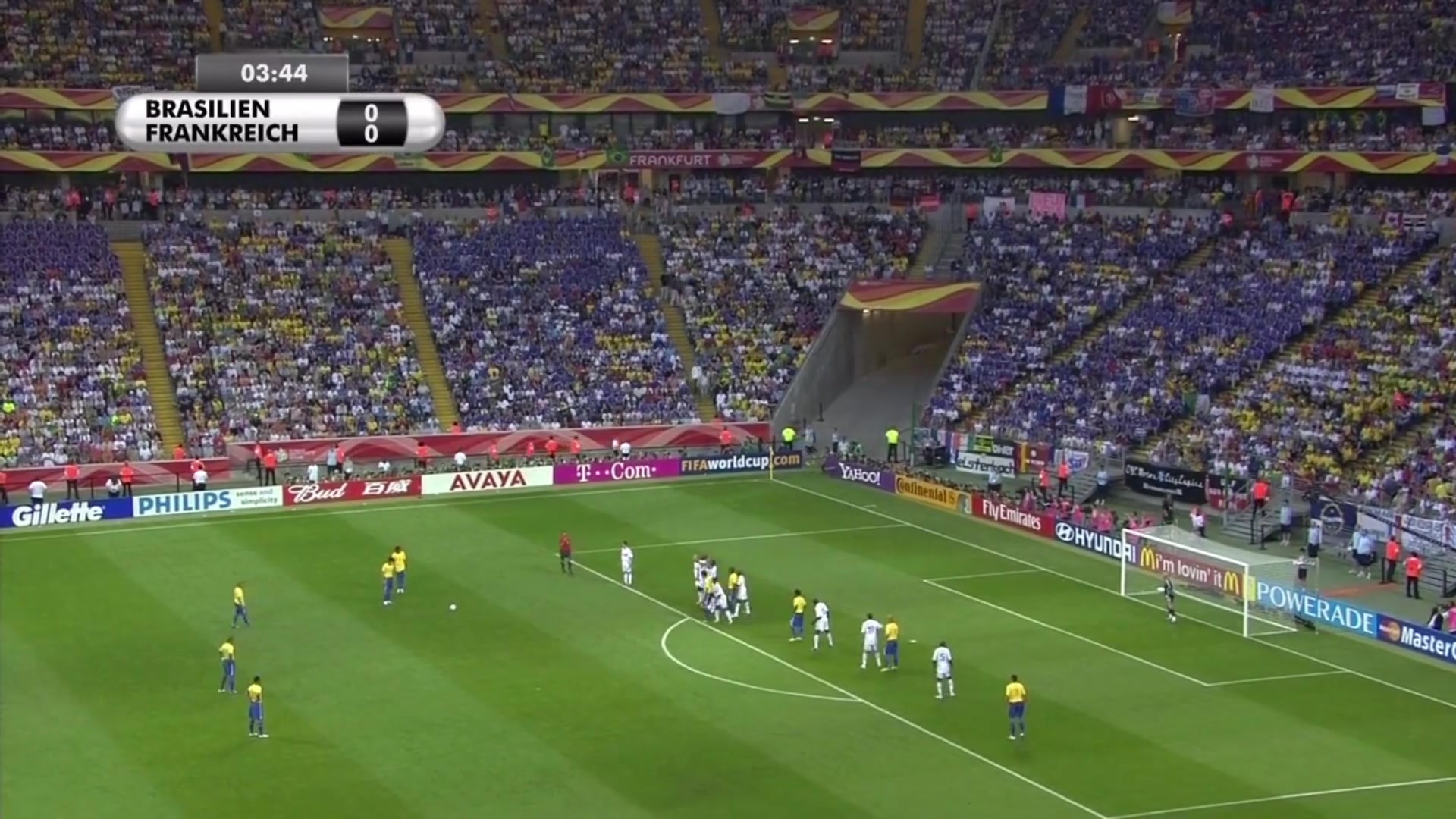 【视频】06年世界杯法国大战巴西 齐达内助攻亨利破门 桑巴四重奏状态低迷