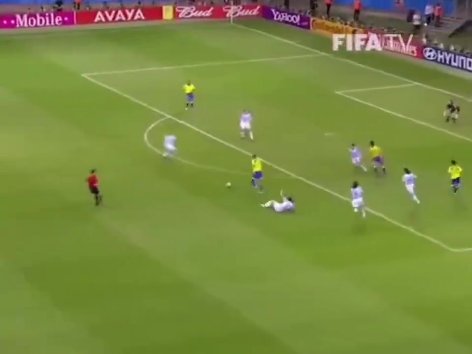 【有道理嘛?】一路横扫！05年的巴西队是强弩之末吗？