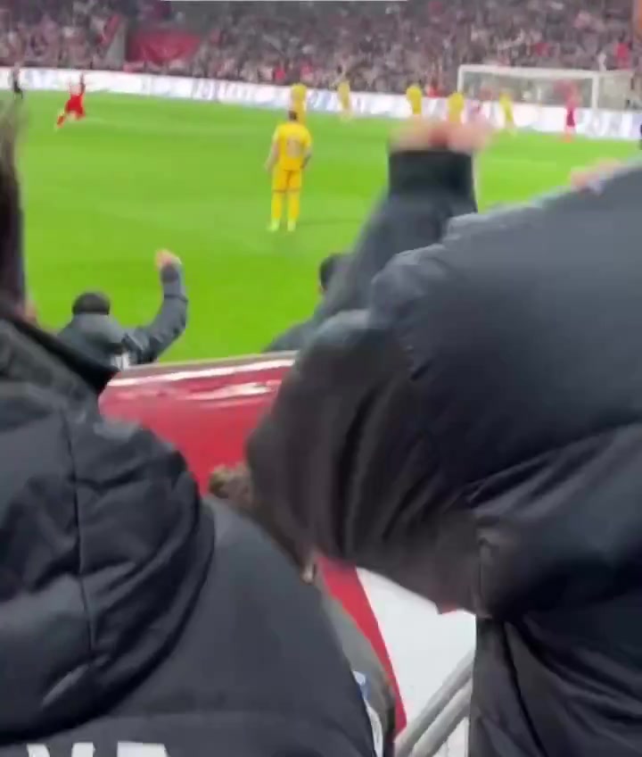 [最新集锦]大师级制导！现场看居莱尔精准长传助攻队友制胜