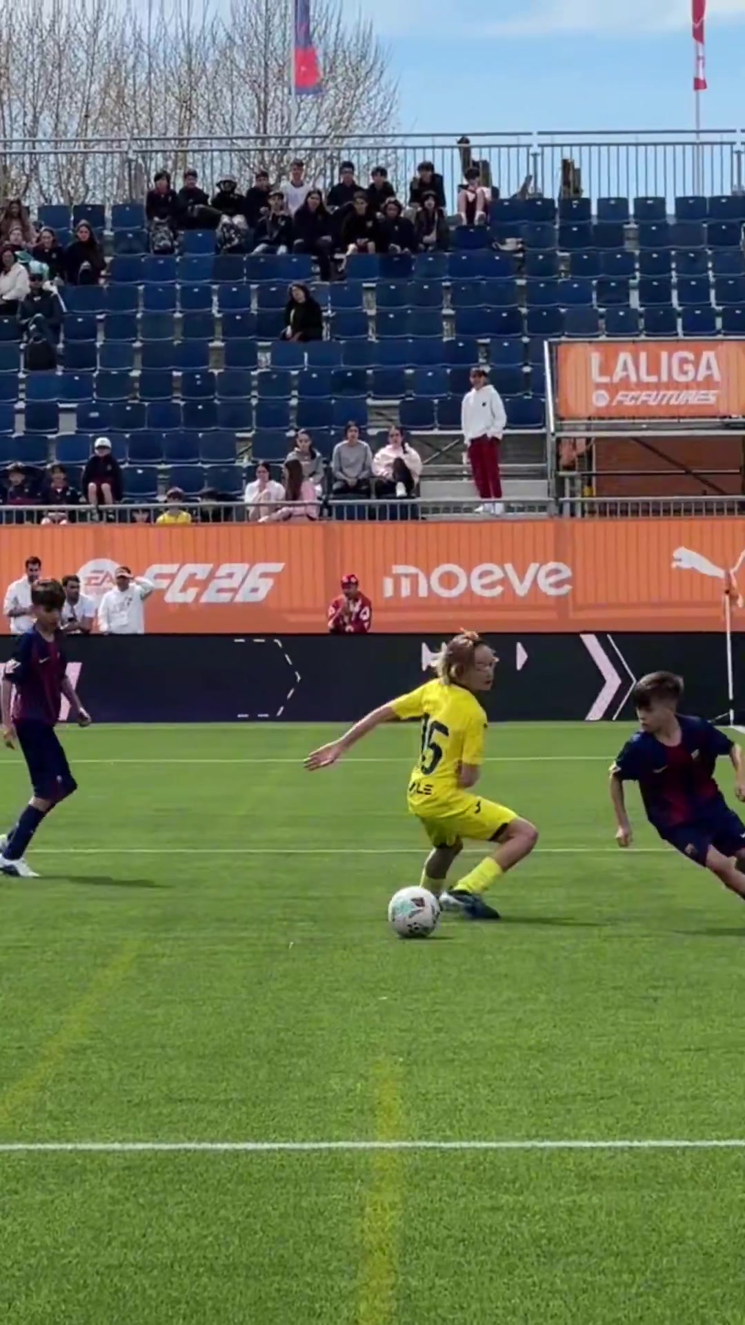 【视频】巴萨的8号球衣是真有说法，记住这个名字：雨果·加尔迪