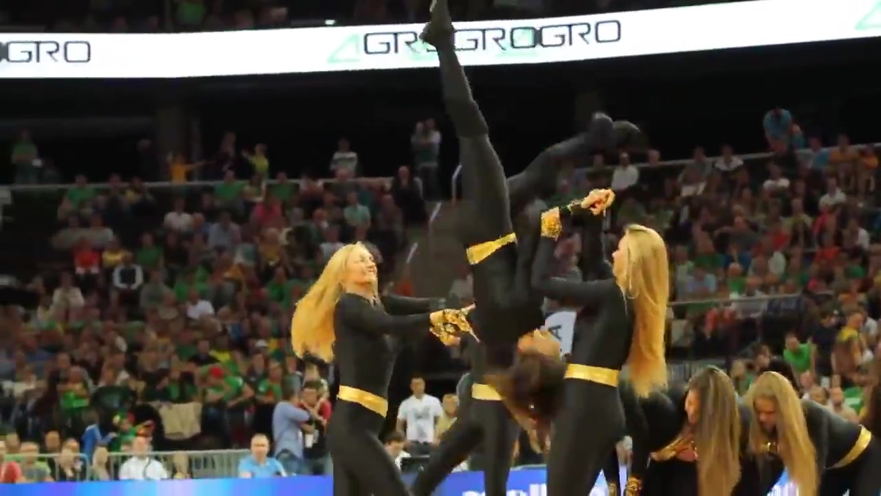 【视频】❤️风情万种！立陶宛啦啦队混剪！随便一截都是顶级美女