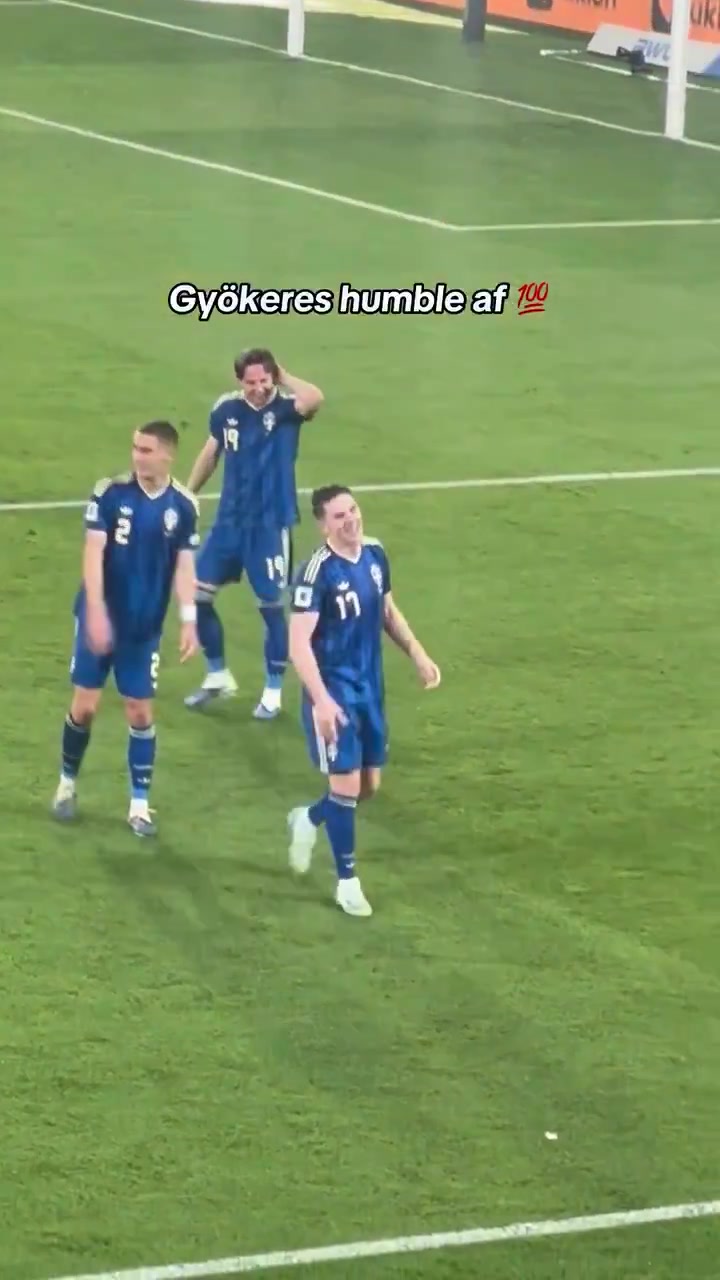 [今日必看集锦]这场是真大腿！队友让约克雷斯接受球迷的❗鼓掌