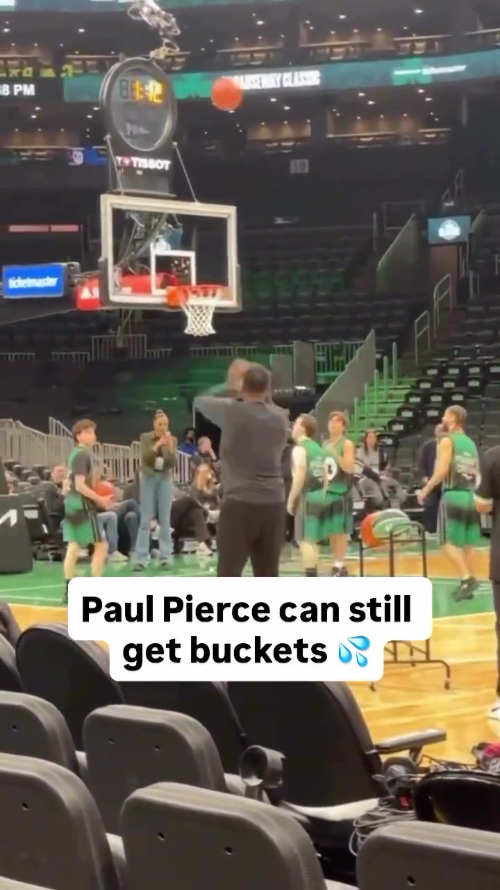 [精彩剪辑]不愧是拿过三分大赛冠军的人！皮尔斯退役多年，功力