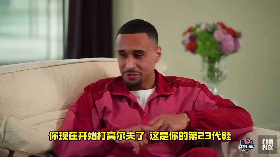 詹姆斯曾谈退役:我确实在山的另一边了,但还没到退役时刻