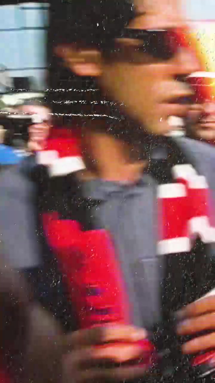 [足球]红黑10号！米兰昨日官推为鲁伊科斯塔庆生！