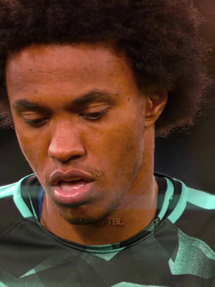 【精准剪辑】潇洒写意行云流水！威廉切尔西时期对阵巴萨的一场比