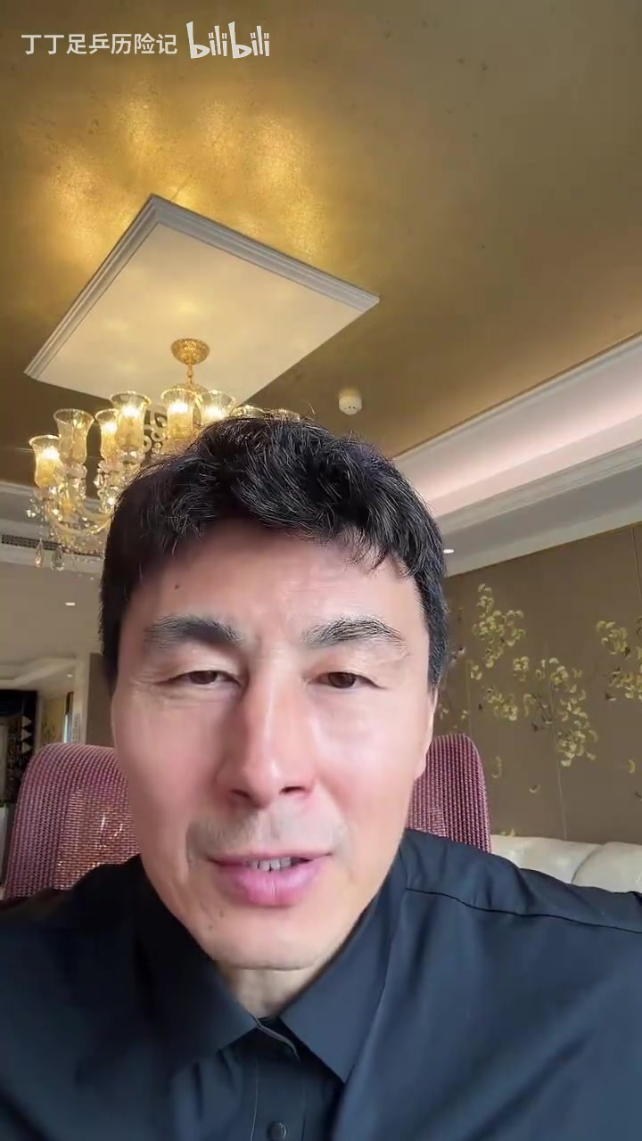 李玮锋：钰栋防守端没问题有一点仍需提升，张玉宁韦世豪亮点更多