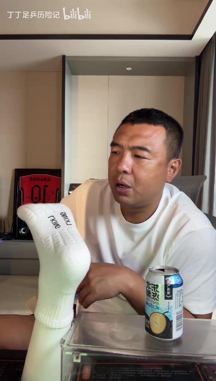 徐亮：邵佳一特别严谨，身上那股韧劲狠劲没几个人能比得上！