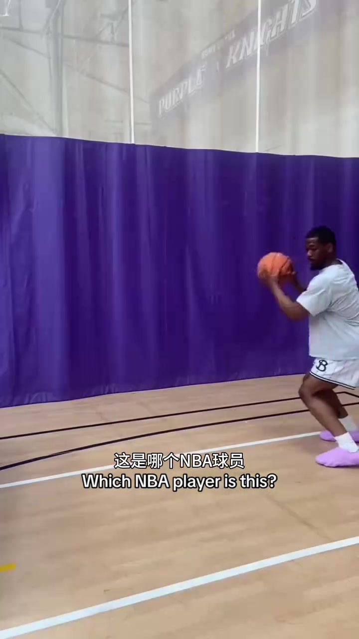 【球迷热播】@马刺球迷！网友⬆️恶搞：你能看出这是哪个球员吗