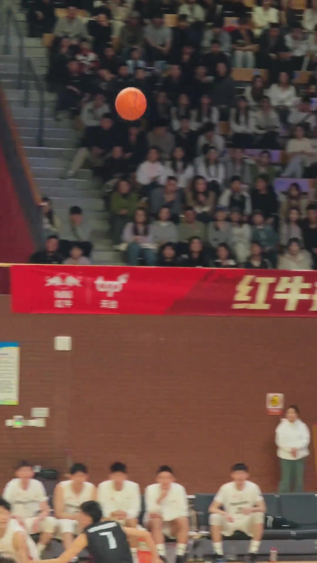 【今日视频】当交大来了个南方173小后卫时……