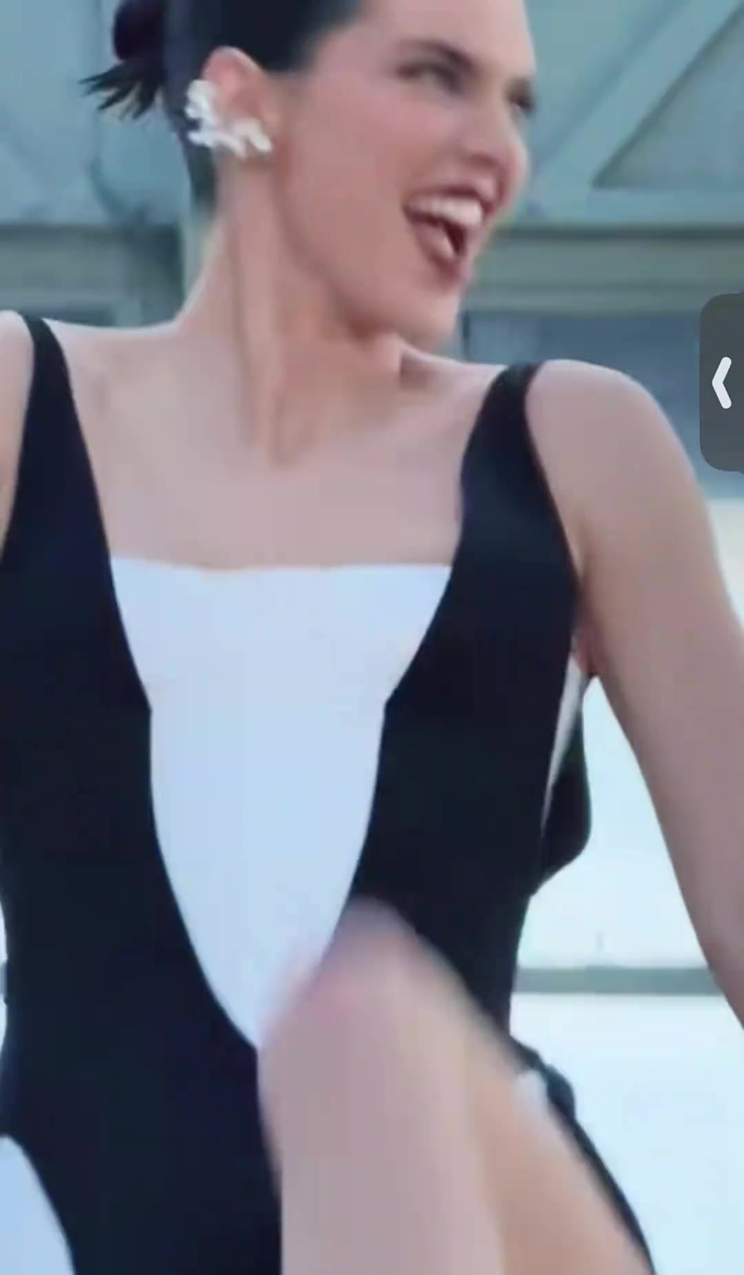 [今日视频]这就是NBA最佳防守的压迫感嘛！ 气场全开肯豆真