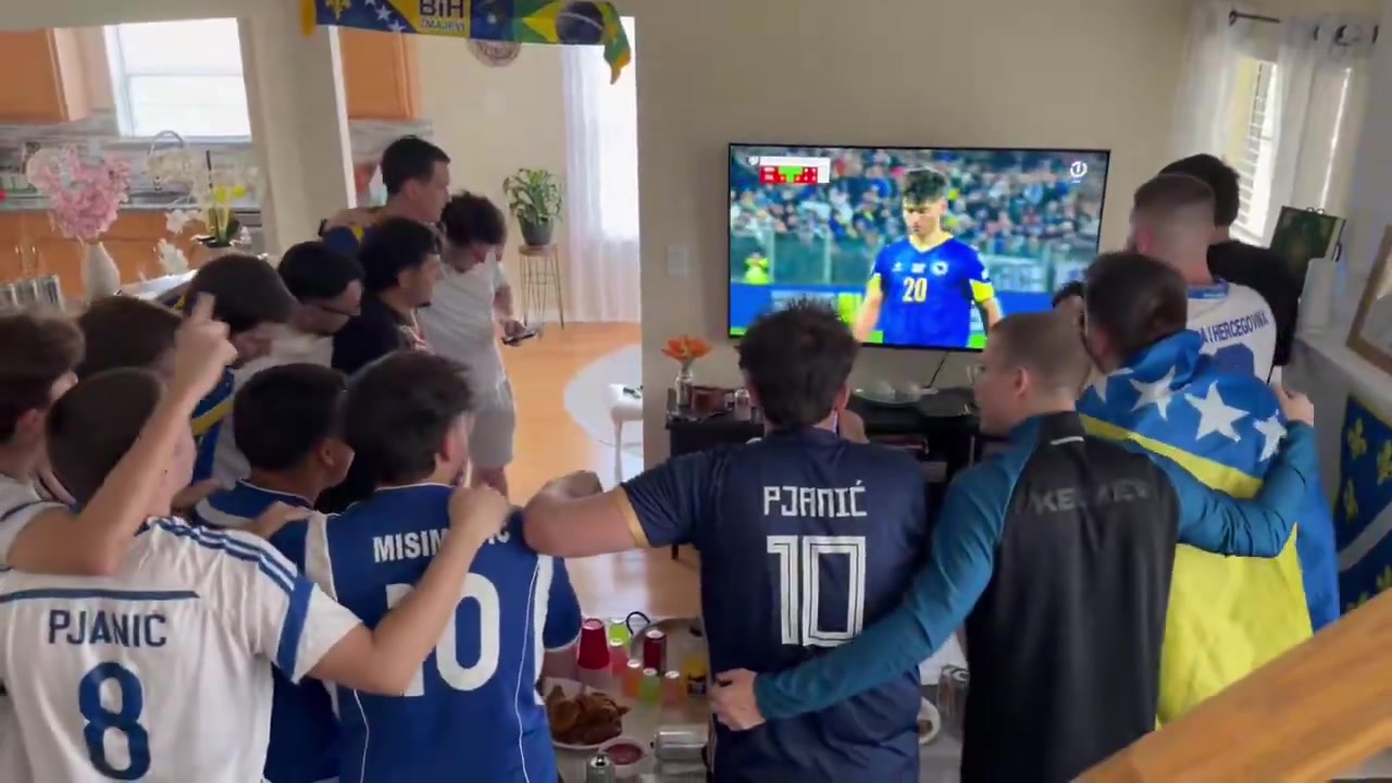 羡慕波黑球迷!相比此时的心跳一定飙到180了吧