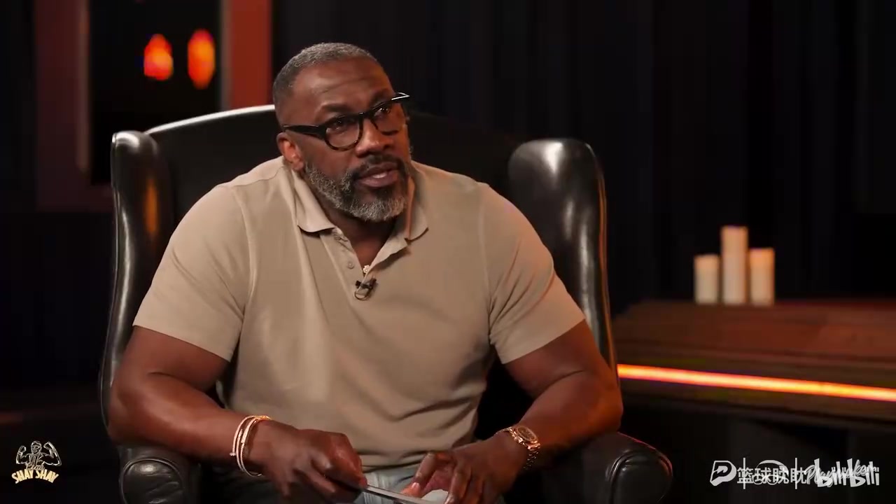 [推荐视频]香波特：曾经对詹姆斯说，乔丹比他强，因为詹姆斯最后一攻会传球