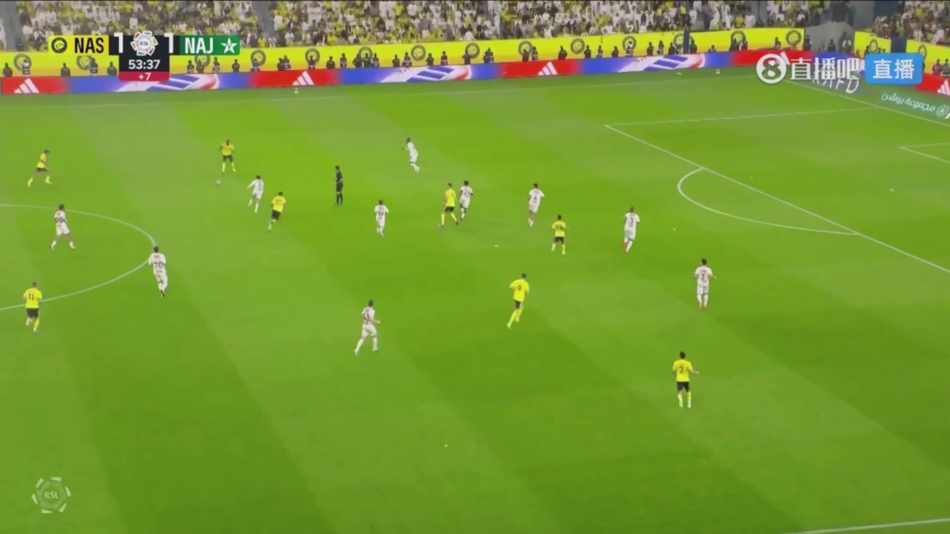 胜利补时2分钟2球2-1反超！马内一条龙突进打门折射破门！