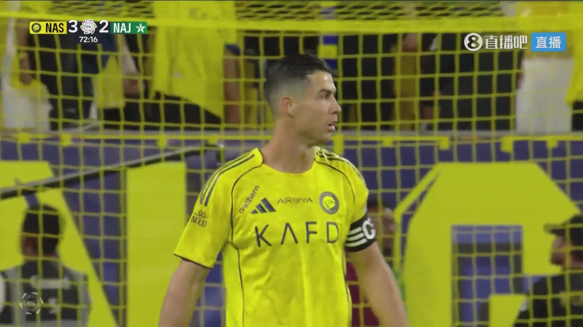 一剑封喉!C罗禁区内得手爆射破门双响!打进生涯第967球!