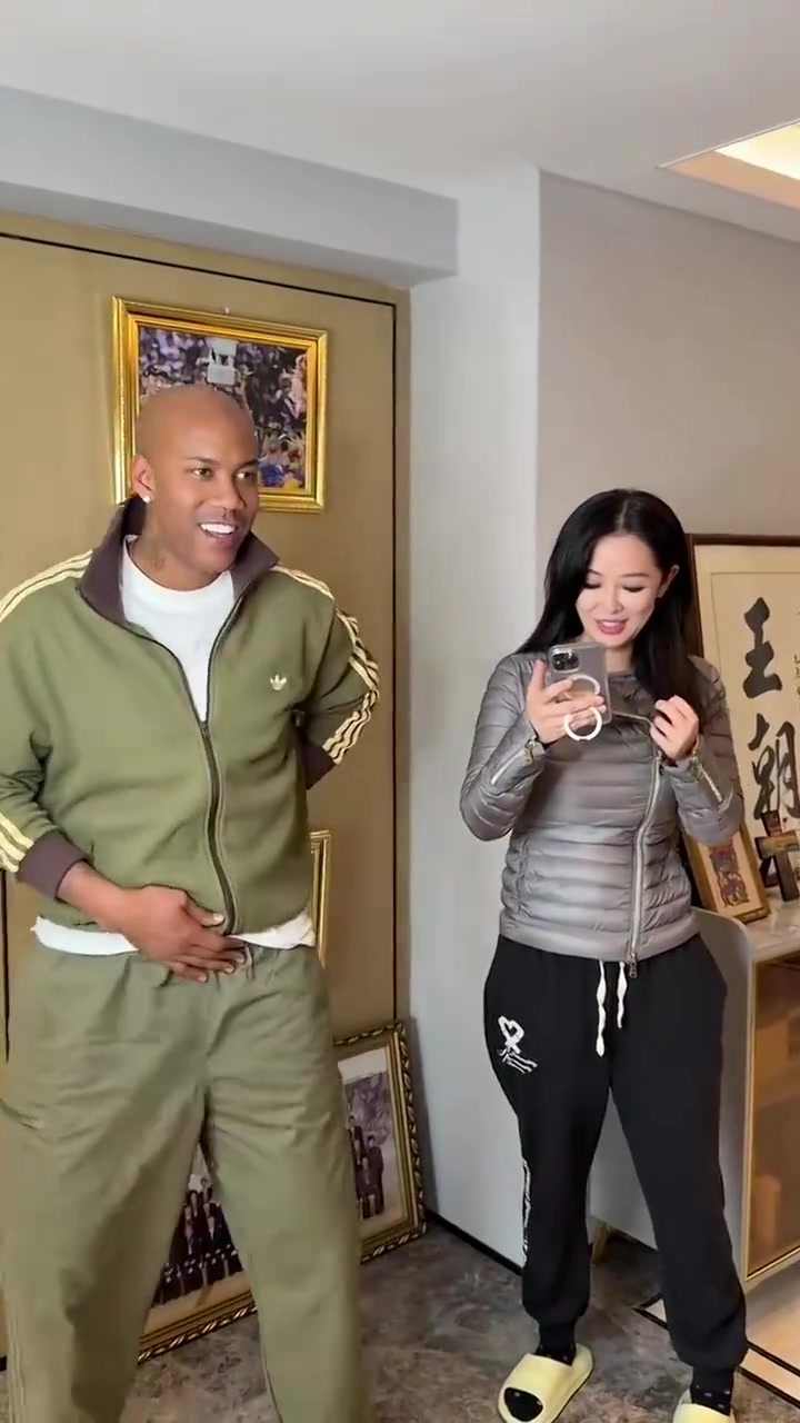 [篮球]中国通？马布里挑战听中文名字猜NBA球员！