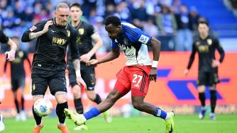 德甲-查维斯破门穆海姆染红 十人汉堡1-1奥格斯堡