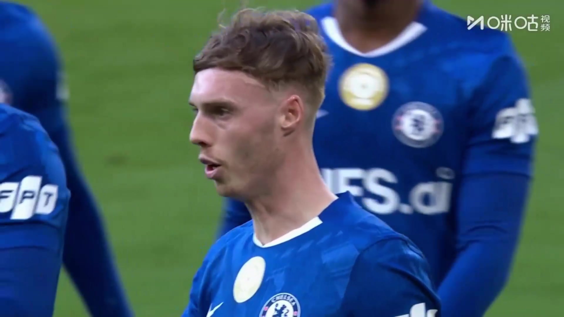 切尔西3-0领先！古斯托禁区打门被扑！帕尔默补射造劳伦斯乌龙！