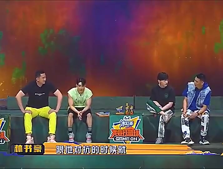 林书豪此前谈老詹变态级身体：他连手掌都有肌肉，实在没法比