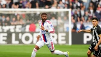 法甲-双方均无建树 昂热主场0-0里昂