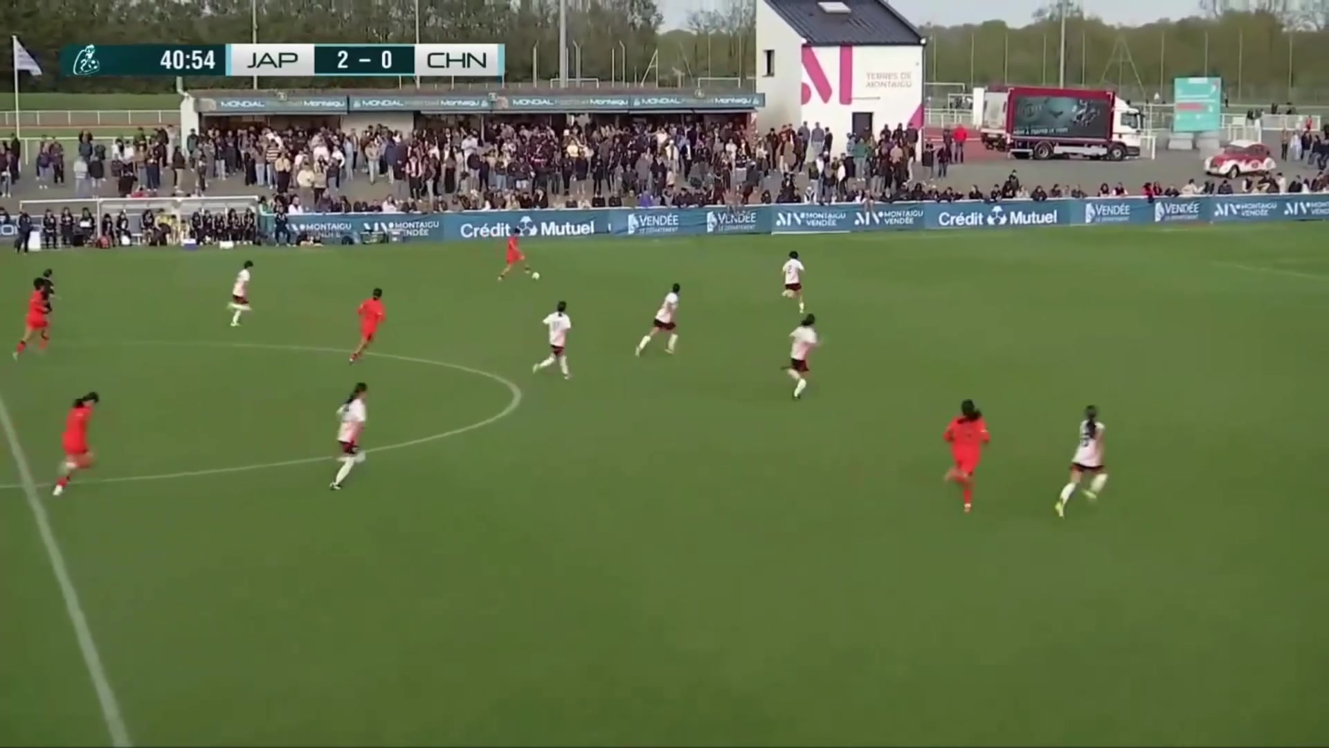 可惜了!李熙媛边路突破过人低射遭门线解围!