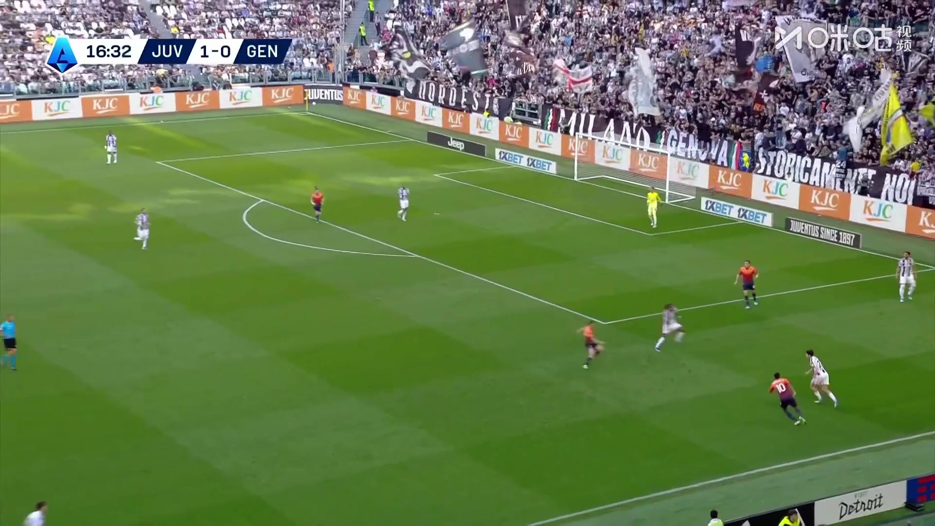 太流畅了！小孔塞桑倒三角，麦肯尼包抄推射破门