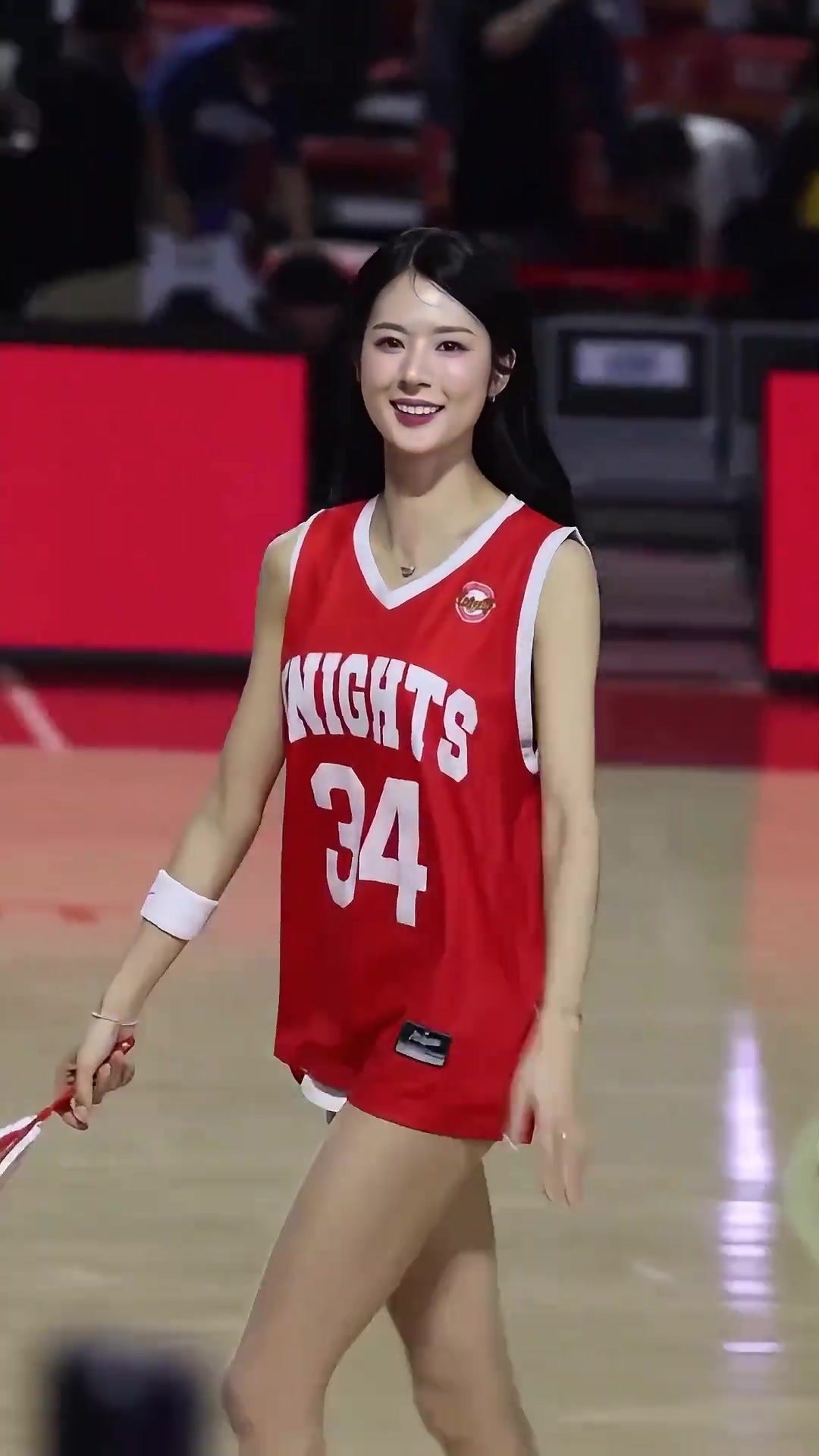 又是羡慕财阀的一天！啦啦队朴姬兰真神颜谁顶得住