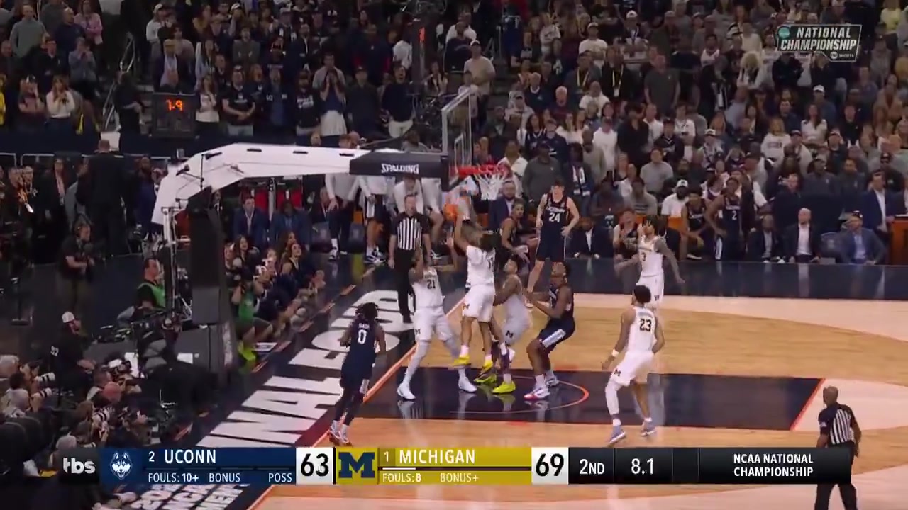 【NCAA】冠军咯！密歇根关键时刻顶住反扑，拿下37年来的首
