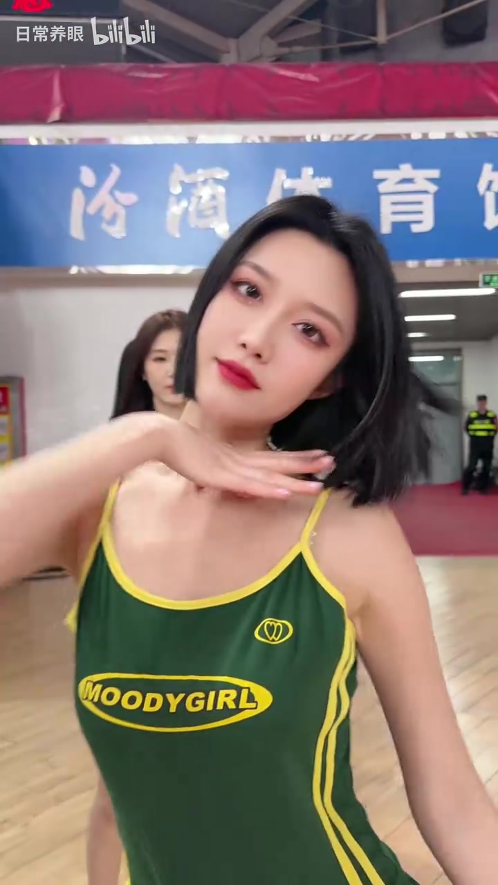 【深度剪辑】第一梯队？山西男篮啦啦队的⚾小姐姐们太养眼了~