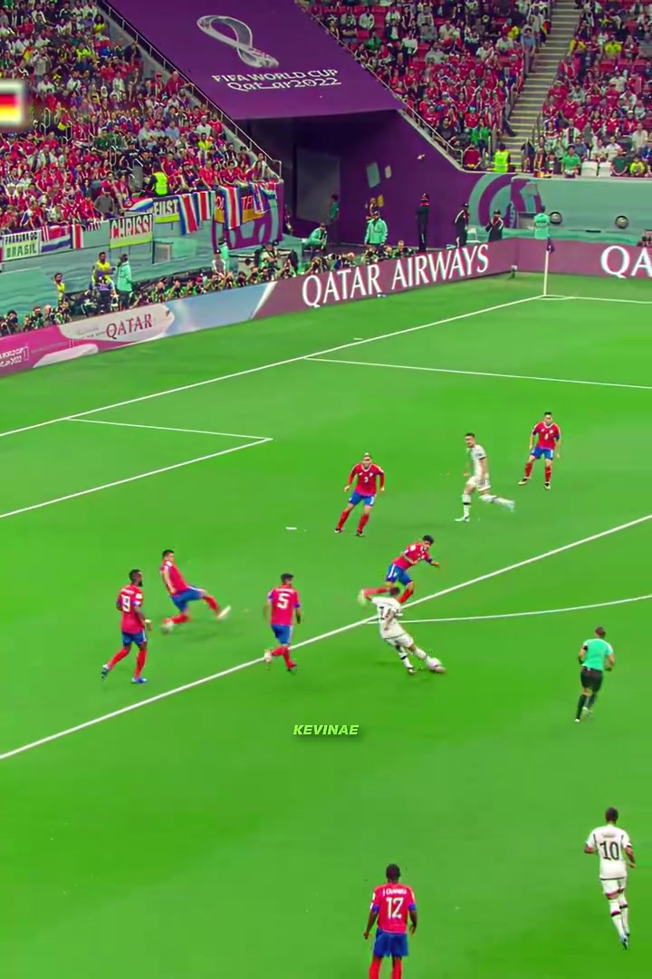 [球迷看点]身高185却有极其敏捷的盘带！穆夏拉的中路爆破！