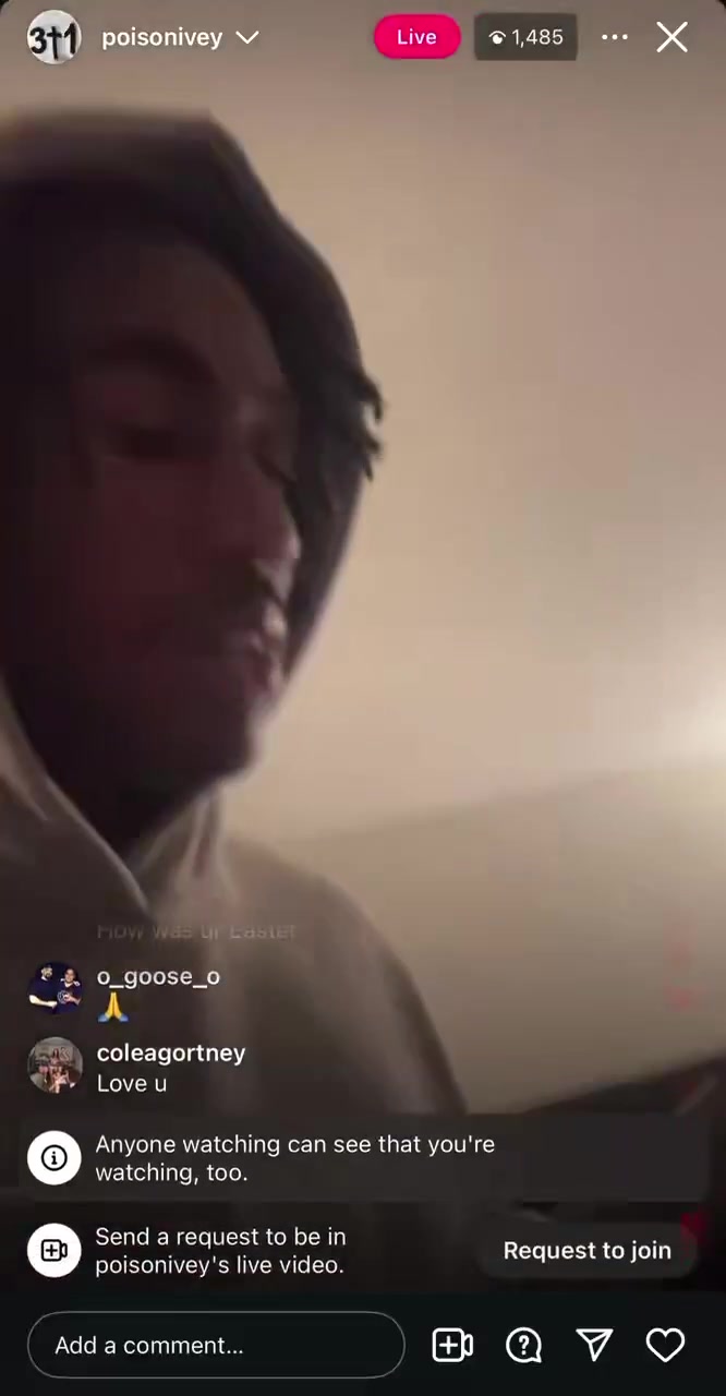 [集锦]此前发布反LGBT言论！艾维直播中带着妻子一起入镜