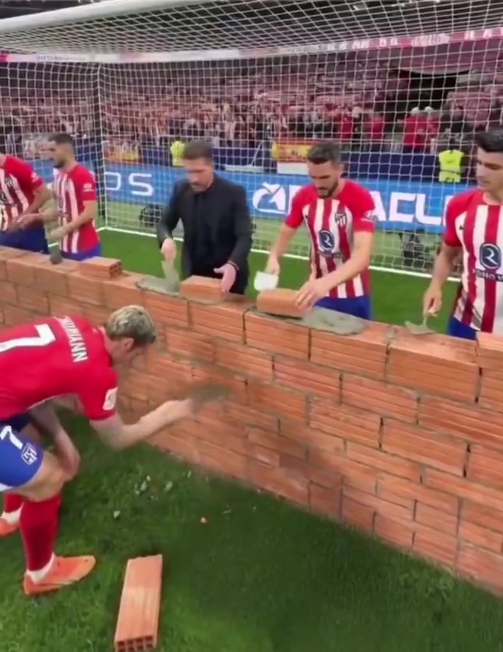 【视频/集锦】国外网友调侃：这是次回合马竞迎战巴萨的战术