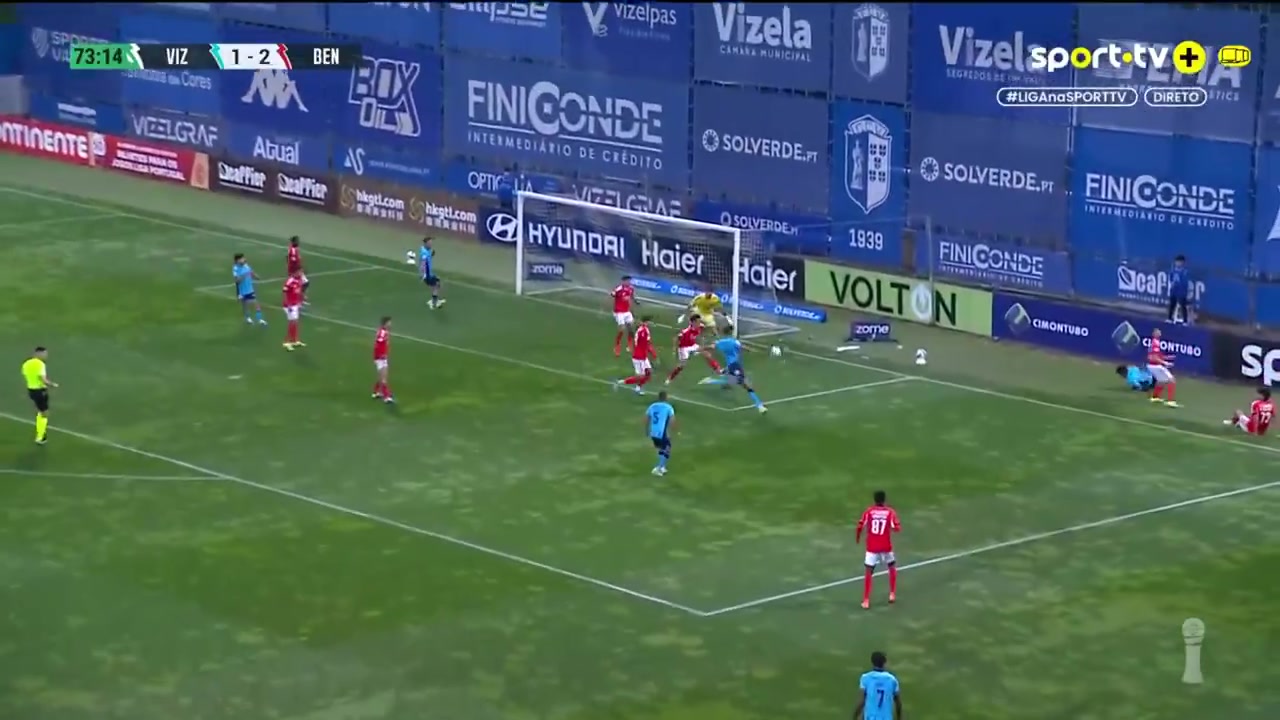 【球迷狂欢瞬间】太牛了！门将海底捞月强行撤回一粒进球