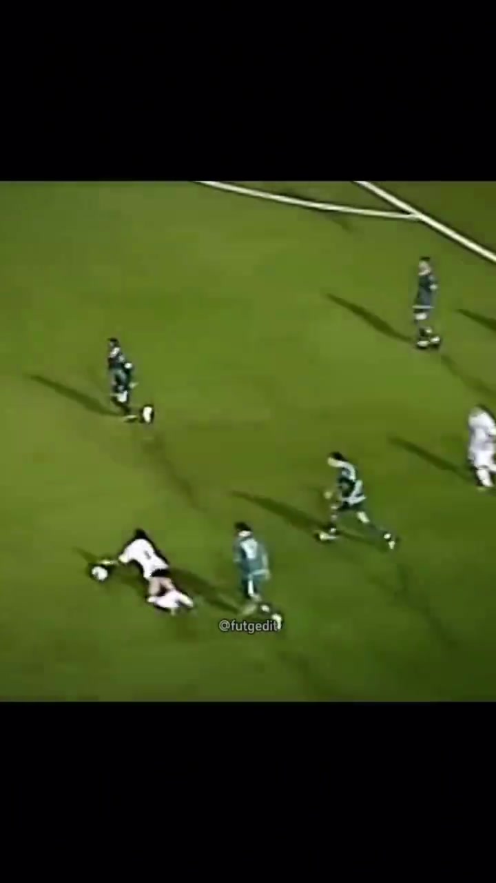 【内马尔】观赏性独一档！青春年少的内马尔是怎么踢球的？