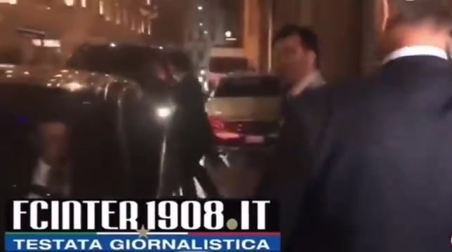 [推荐]莫老爹萨队陪同！当年许家印与国米掌门人张氏父子在米兰