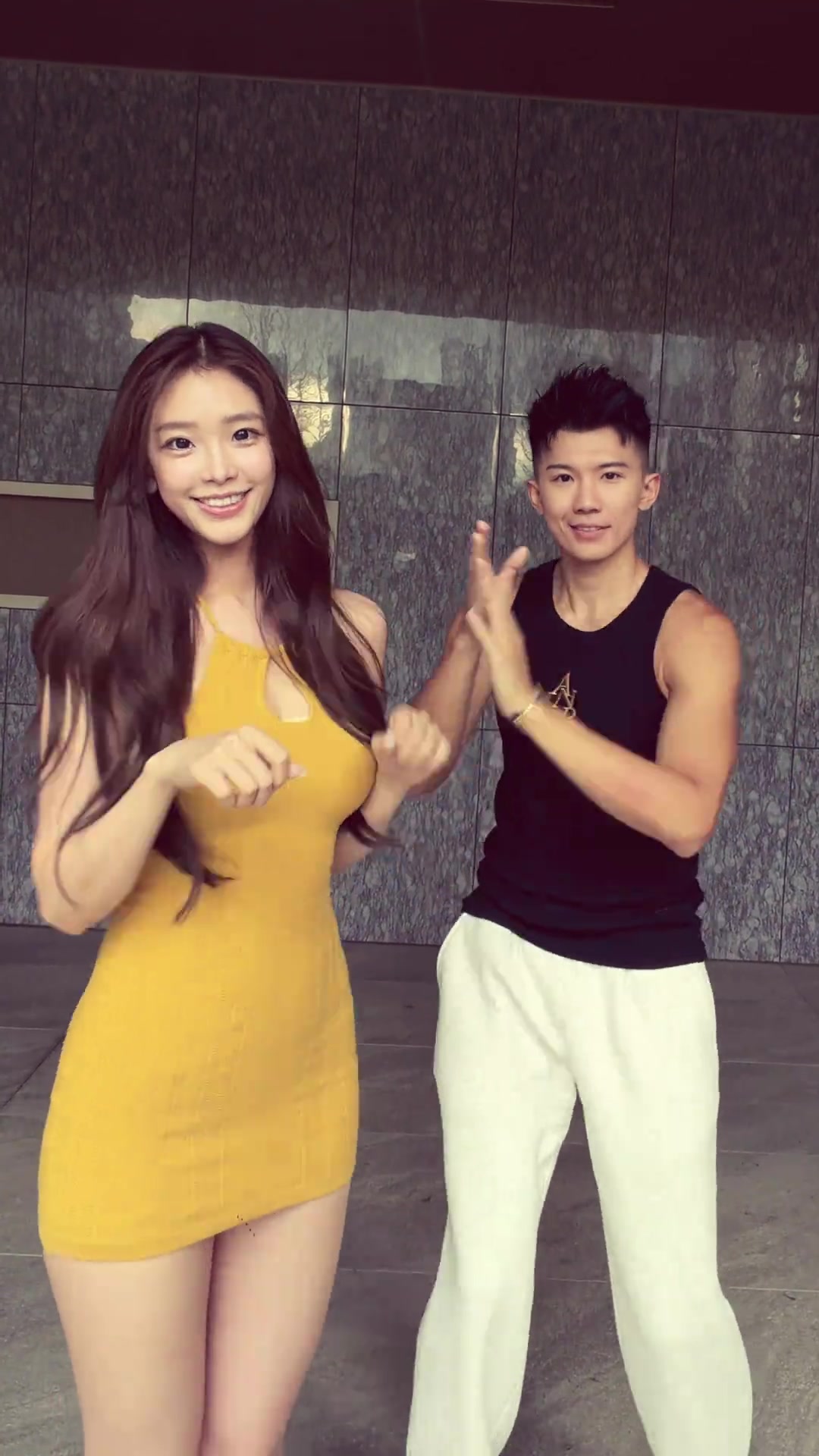 [推荐]没看出来巨龙真有舞蹈天赋！