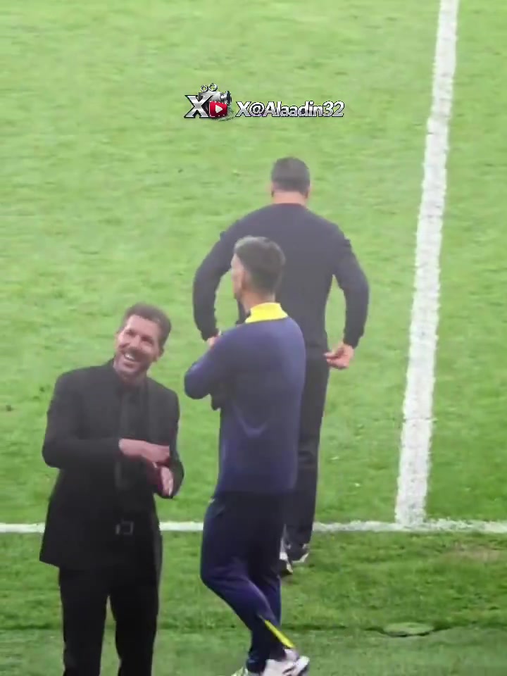 【巴塞罗那】西蒙尼告诉看台巴萨球迷，亚马尔在球场上睡觉