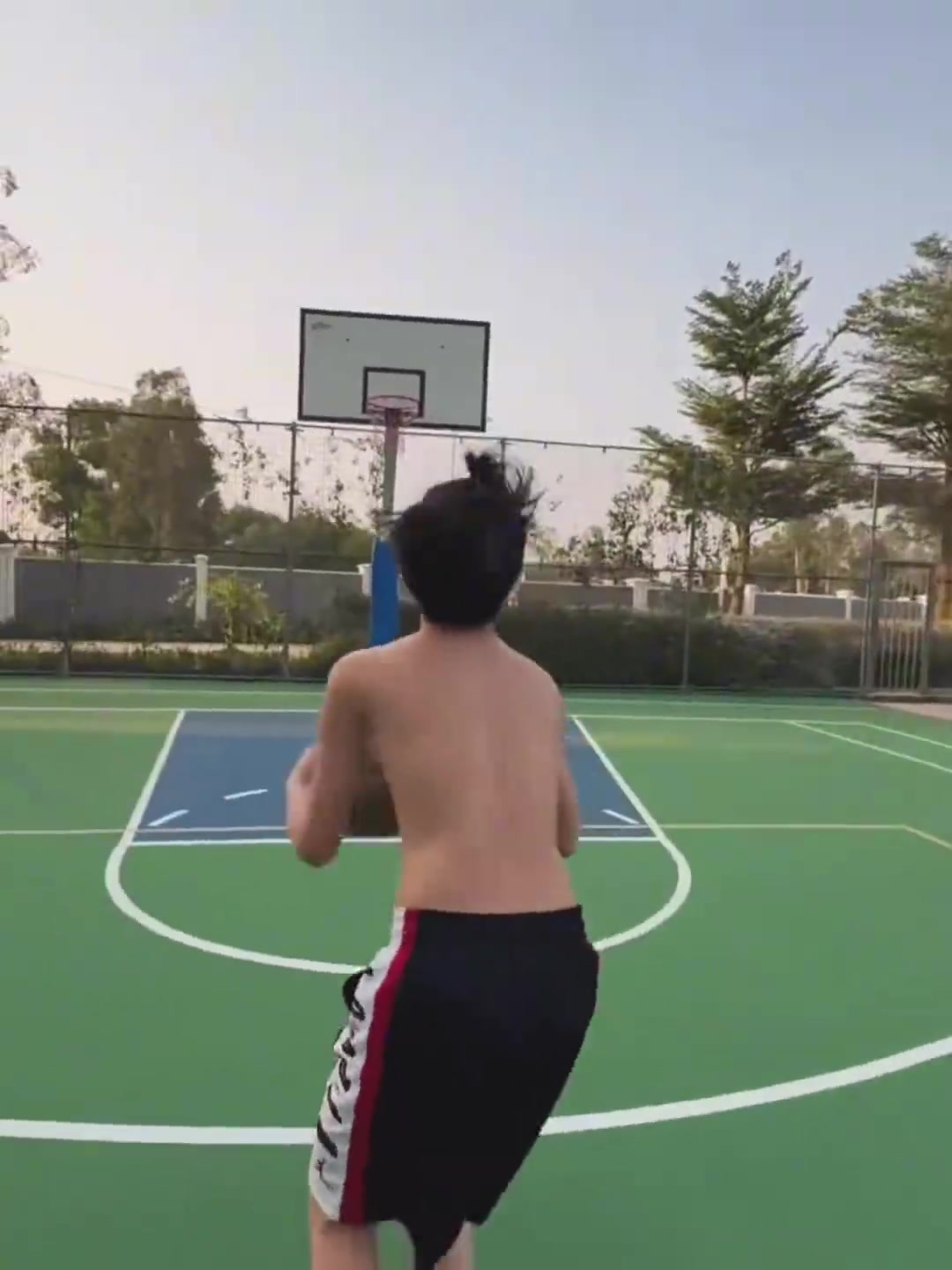 【今日冲击镜头】Jas⬆️per都长这么大了啊！那个软糯糯喊