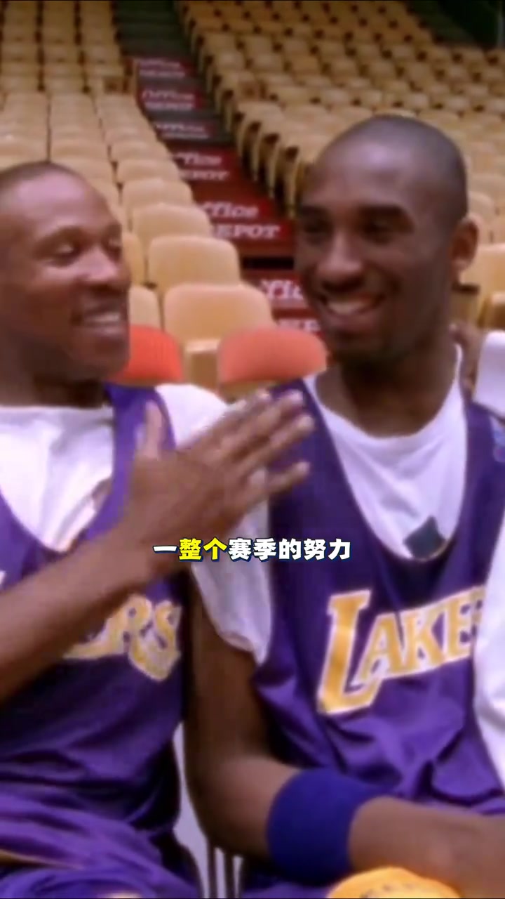 【今日视频】错失关键球葬送整个赛季！NBA巨星也难扛的至暗时刻：呆卡科