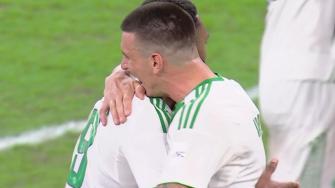 亚冠-神剧本！送乌龙+染红！十人吉达国民2-1逆转柔佛晋级亚冠四强