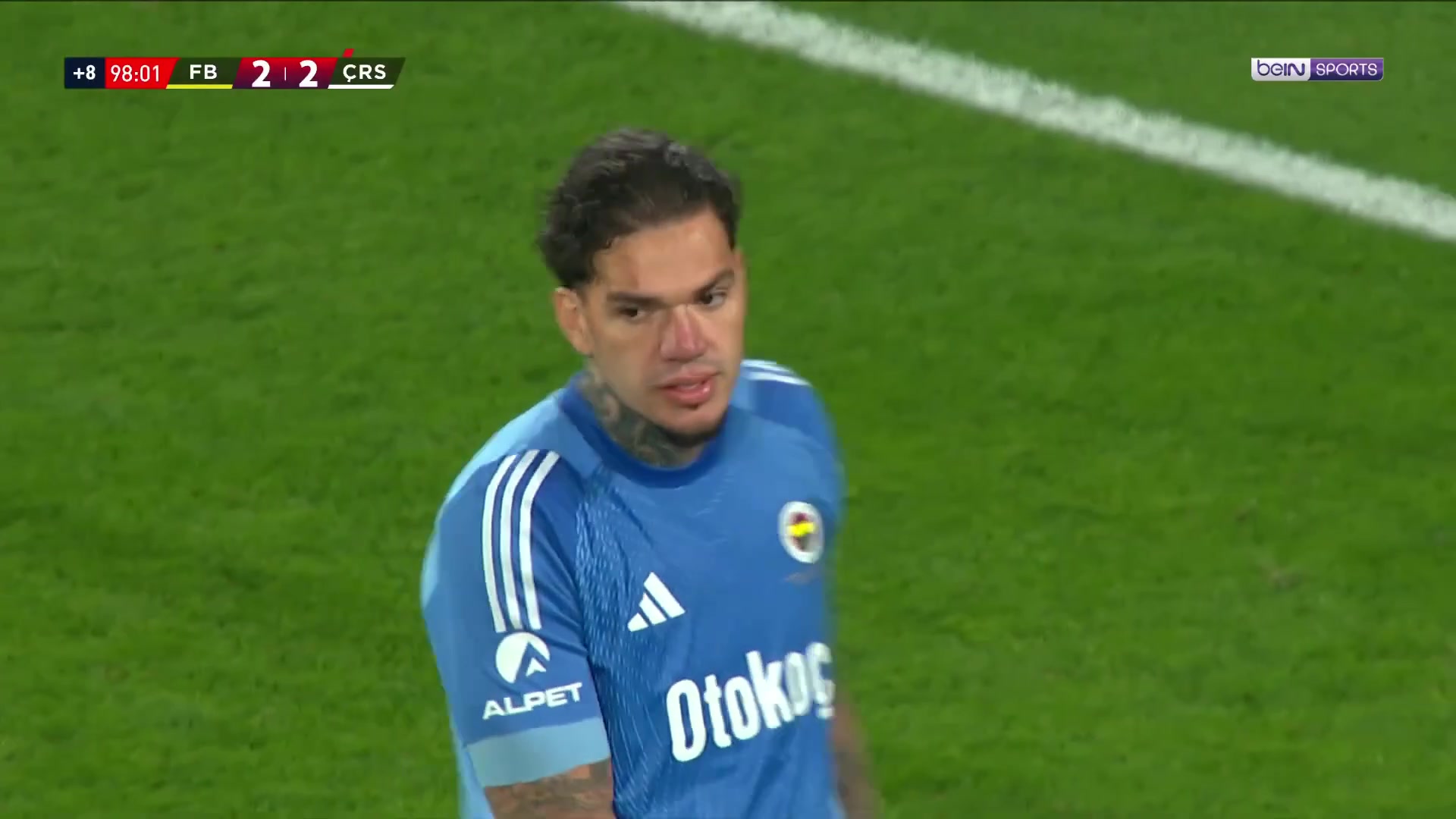 到手3飞了！埃德松土超出击致命失误送礼，遭对手读秒空门绝平！