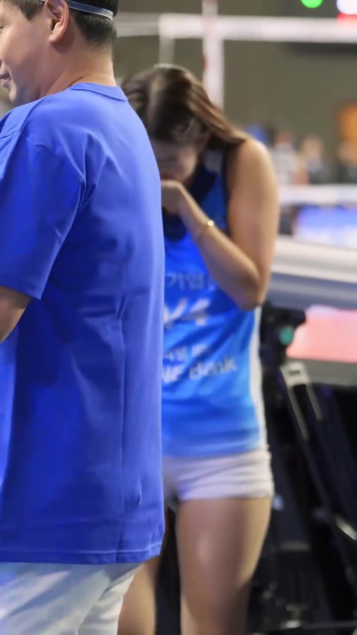 【精彩剪辑】发明慢动作的一定是天才！谁会不喜欢爱笑的啦啦队女孩呢？