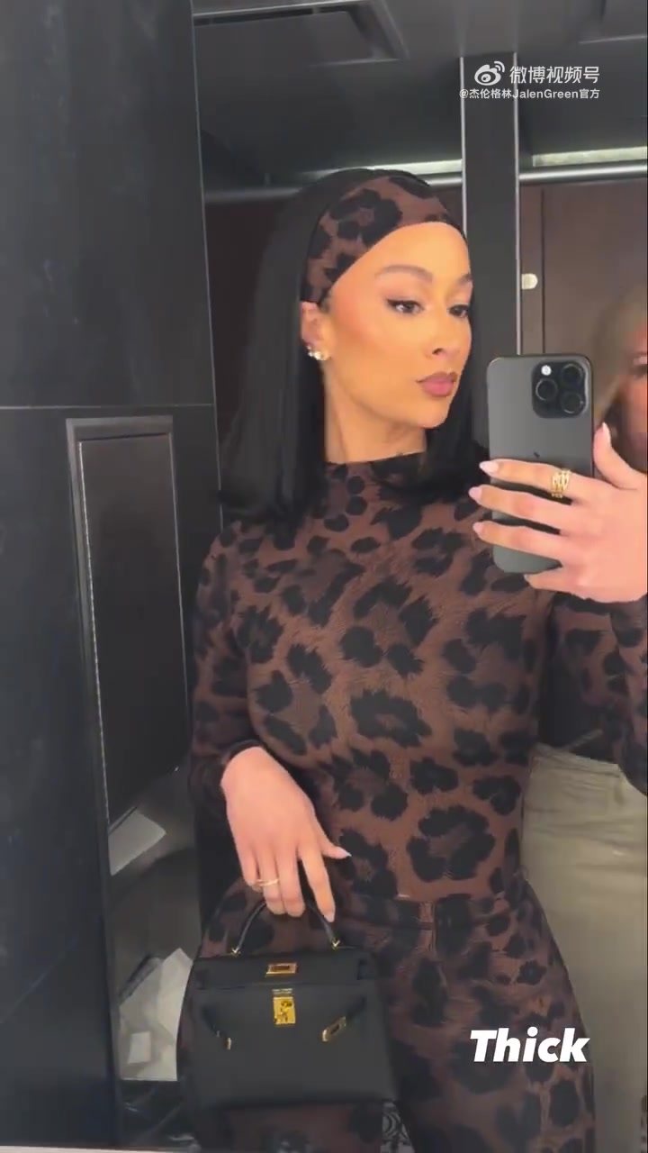 [球迷看点]40岁女友今天穿性感豹纹！怪不得杰伦·格林今天这么猛啊