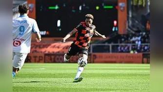 法甲-卡塞里斯破门班巴·迪昂建功 洛里昂2-0马赛