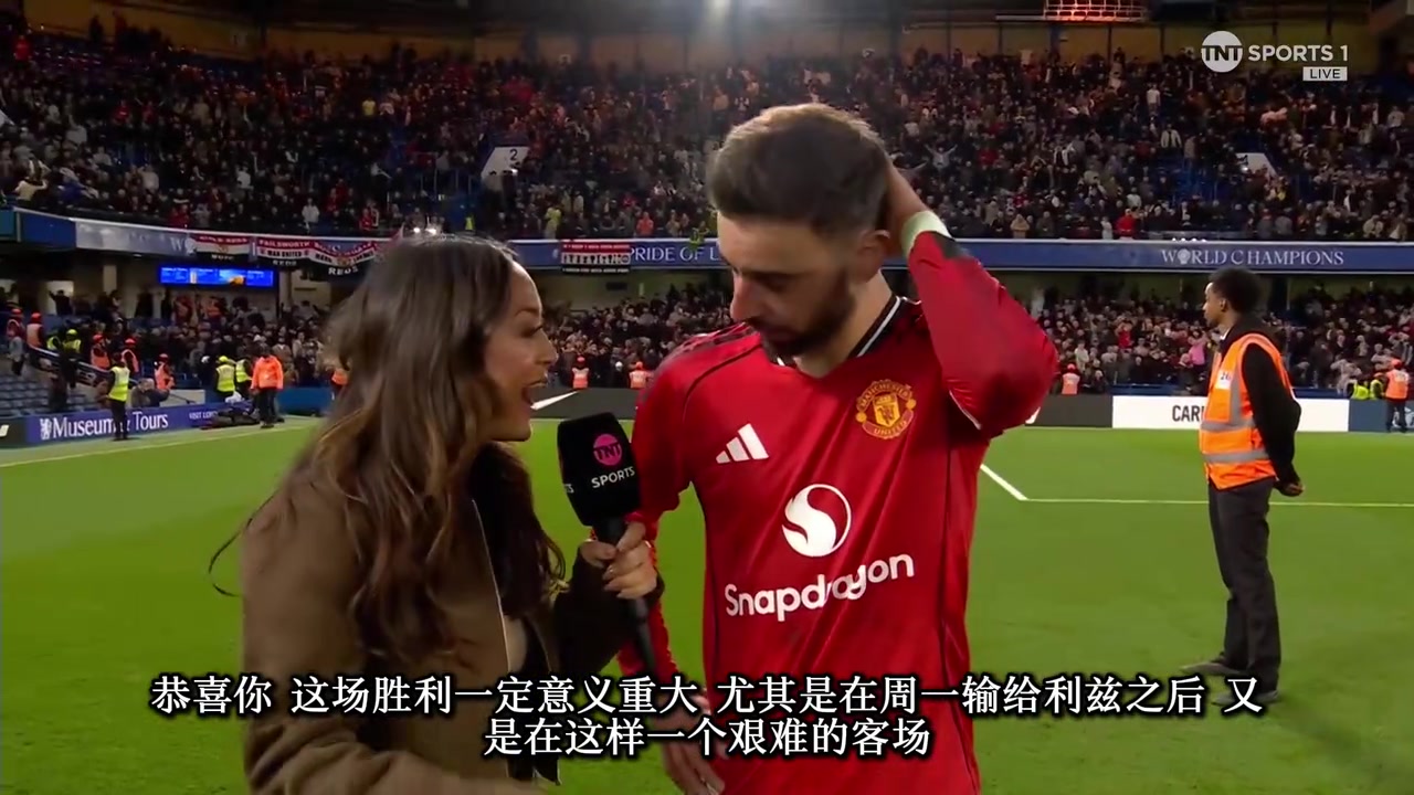 [视频]你做到了！B费赛后采访：我每周都想进步，成为更好的球