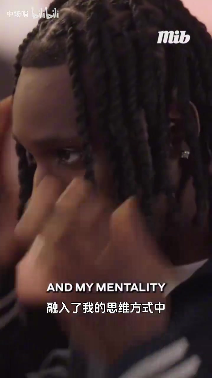 [视频]奋斗到最后！弗林蓬：鸣人是我的最爱，我在最好的俱乐部效力！